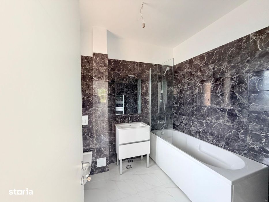 INTABULAT: Apartament cu 3 camere și 2 băi decomandat, complet echipat