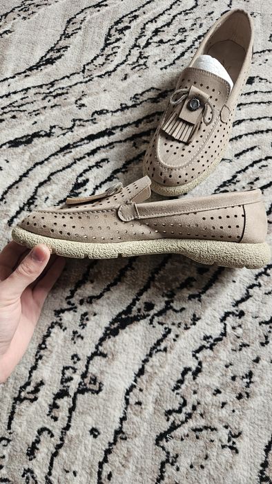 Hayal-qizlar ayaq kiyimi, makasi kiyilmegen, tanketka paydalanilgan