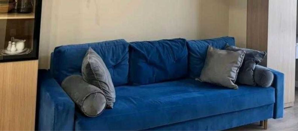Раскладной диван синий