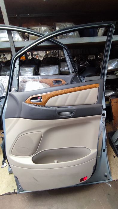 Дверь передняя Toyota Alphard 2007г