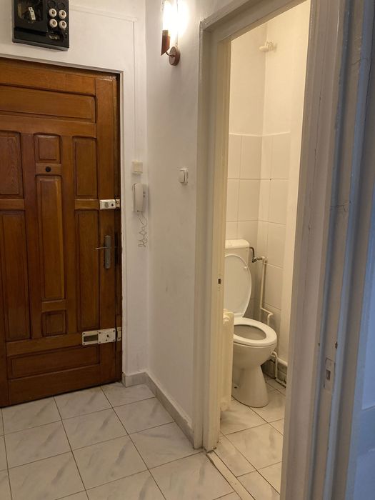 Închiriez garsonieră în zona FSPAC/The Office