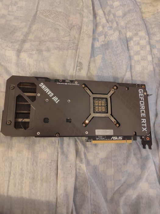 Vând placă video Asus Tuf RTX 3080 10GB