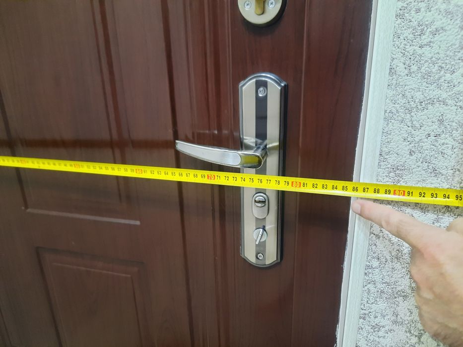 Продам Дверь, металлическая