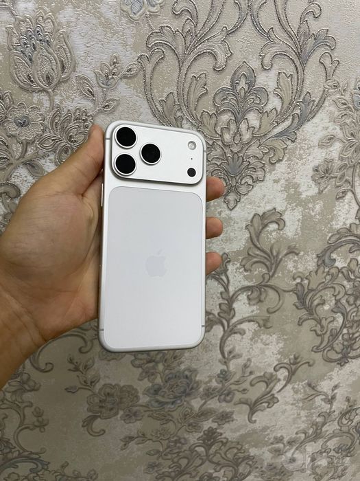 Iphone 17 pro max sotiladi