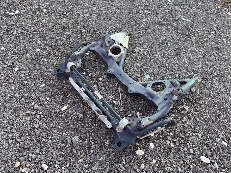 Punte Jug Fata BMW F30 F31 F34 F20 F21 F22 F23 F35