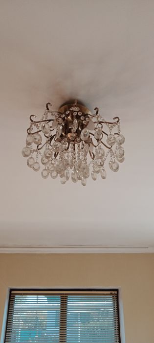 Продам люстры - классика