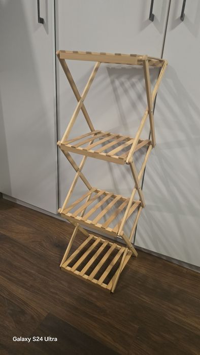 Сгъваема етажерка – чисто нова