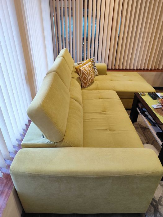 Ъглов разтегателен диван за  всекидневна