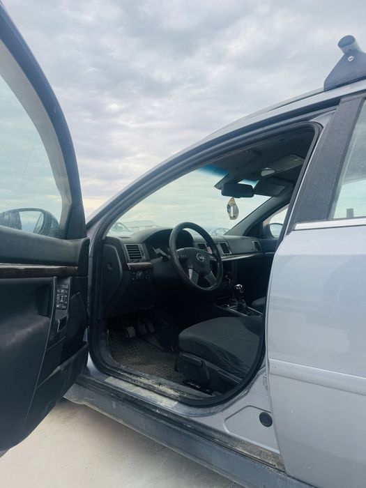 Piese auto originale Opel Vectra C 1.9 D Z19DTH 2004 FWD 4AU