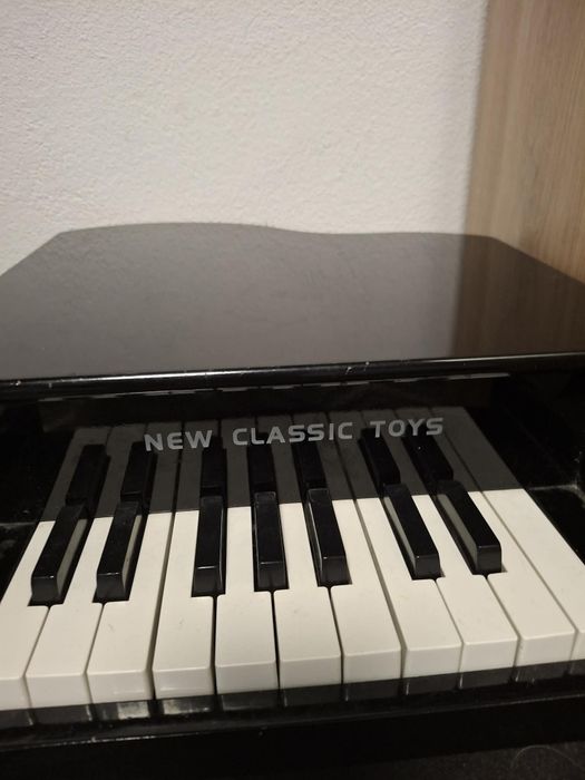 Pian vintige new toys