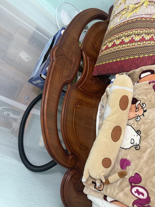 Продам кровать двуспальную