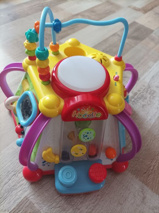 Детски интерактивен куб