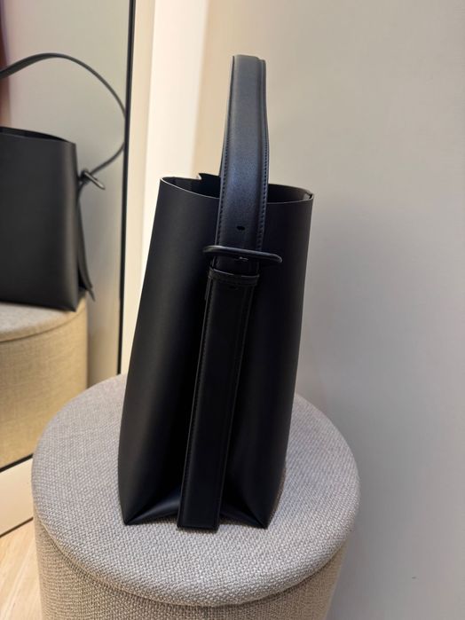 Чанта от кожа Mango