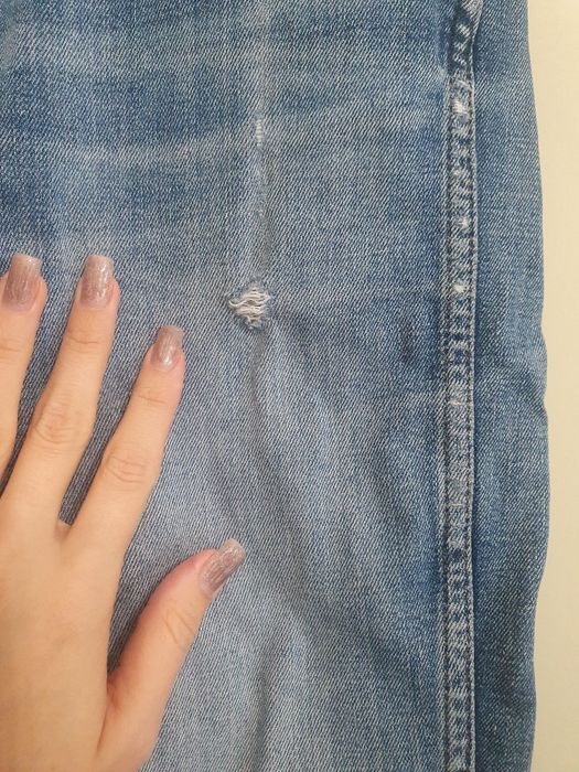 Продам мужские джинсы