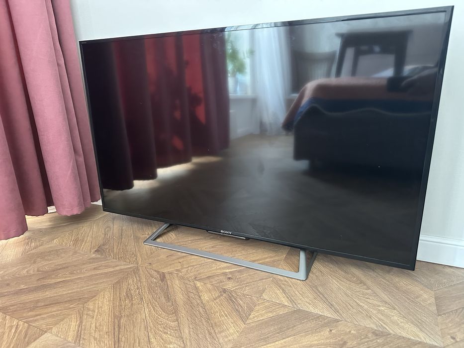 Продам телевизор Sony Bravia 48' (KDL-48R553C)