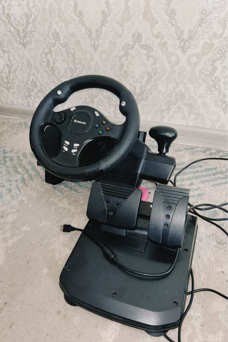 Игровой руль defender 270.