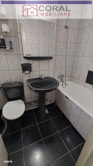 De vanzare apartament 2 camere, zona Minerului