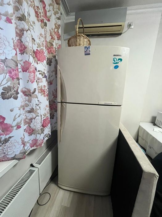 Холодильник Samsung