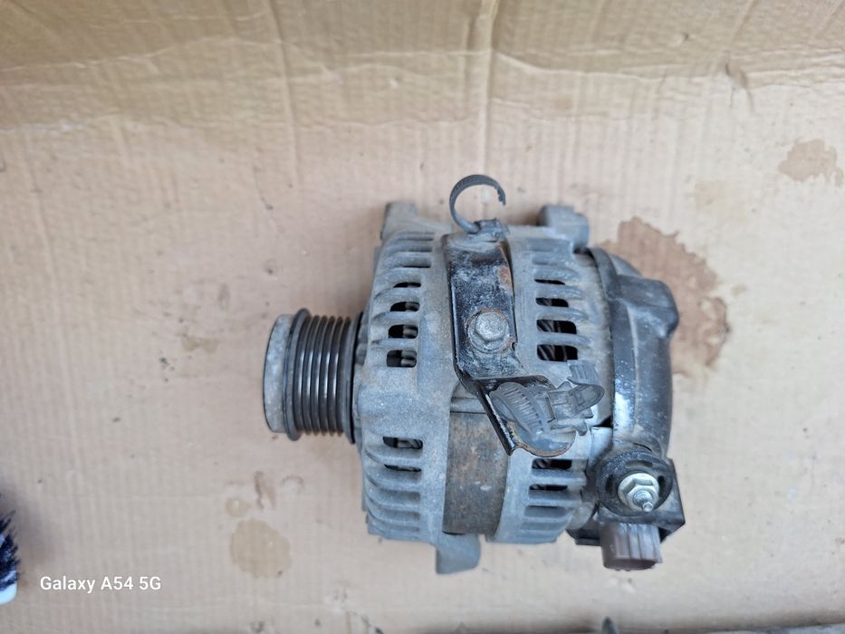 Генератор сатылады.