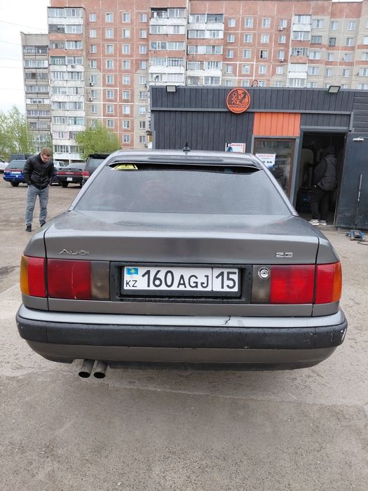 Продам ауди 100 с4