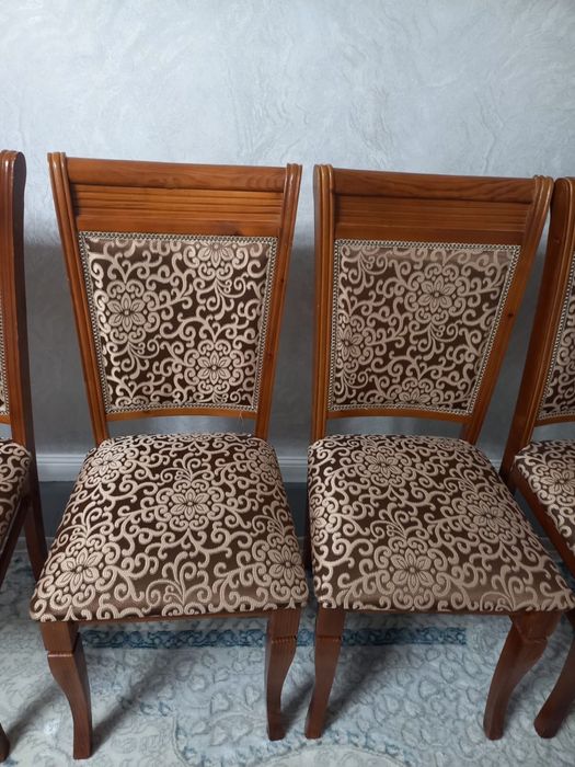 Стол,стулья келісіммен