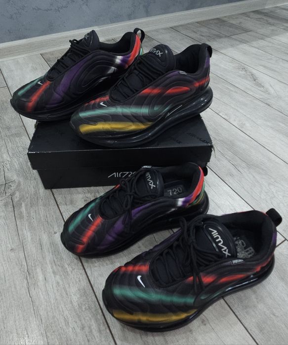Дамски и Мъжки маратонки Nike AIR MAX 720.Дамски - 38ном,24см.Мъжки - 43ном