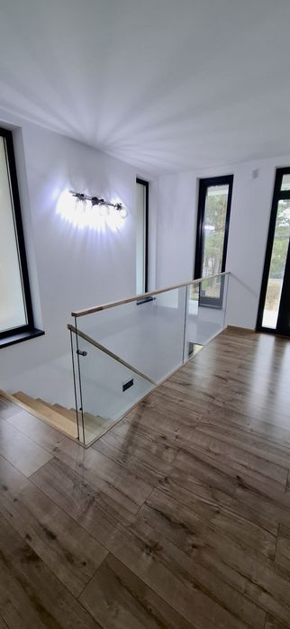 Balustrade din sticlă securizată