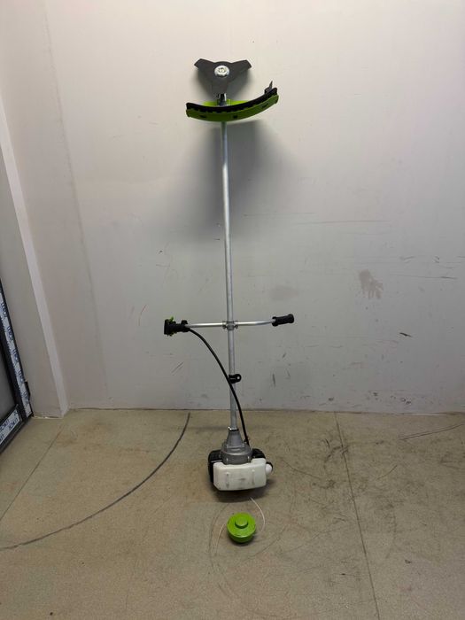 Коса бензинова с нож диск корда 2.2kW 28мм /Коса бензинова с нож и корда 1.5kW