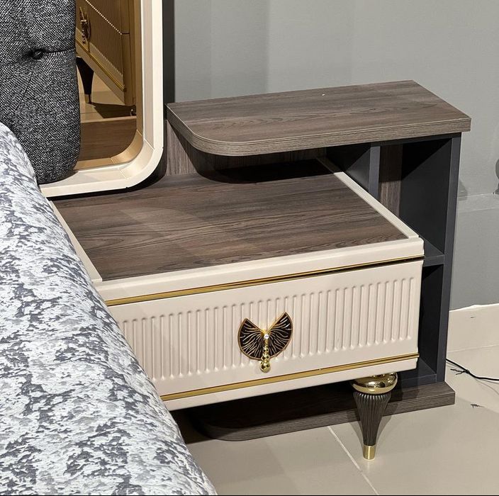 Продам спальный гарнитур