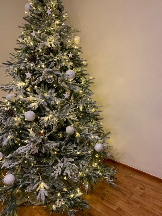 Елка в хорошем состоянии