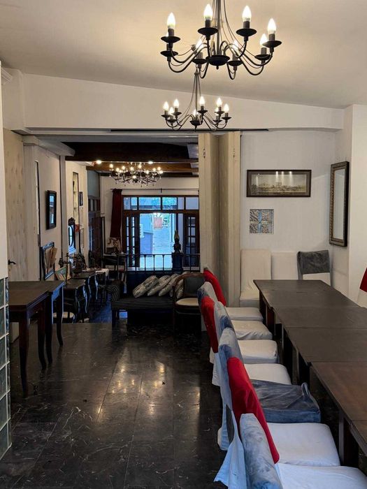 Proprietar, inchiriez bistro-cafe/ birouri, proximitate Arcul de Triumf