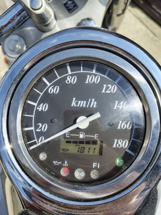 Suzuki VL800 2007
