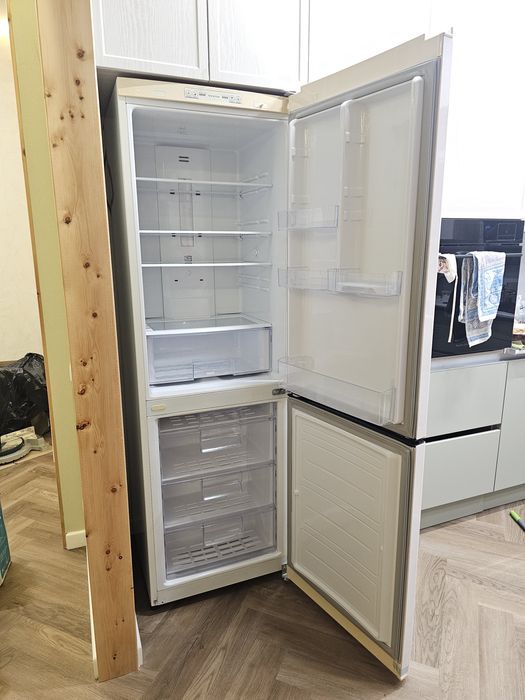 Холодильник LG 190см б/у