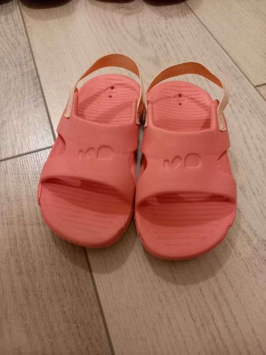 Сандали за момиче