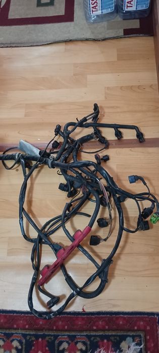 Продам запчасти на Ауди а 8 д 3