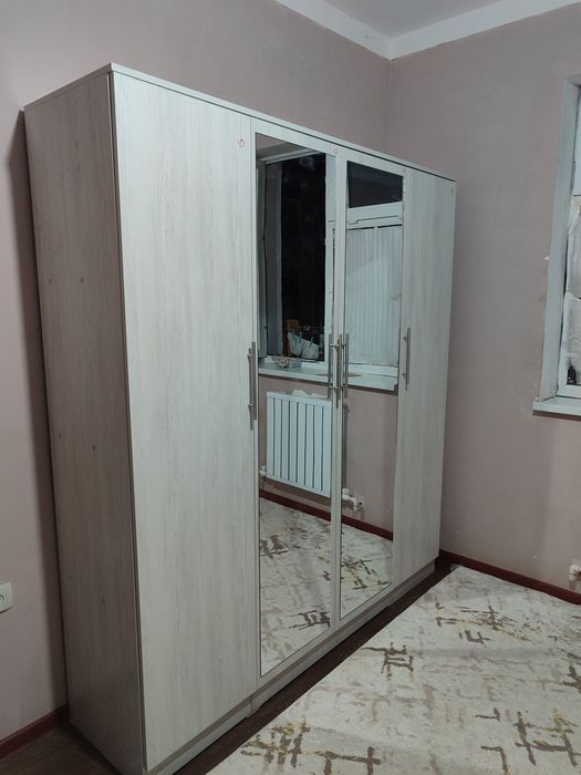 Shkaf sotiladi dastafka ustanovka bepul