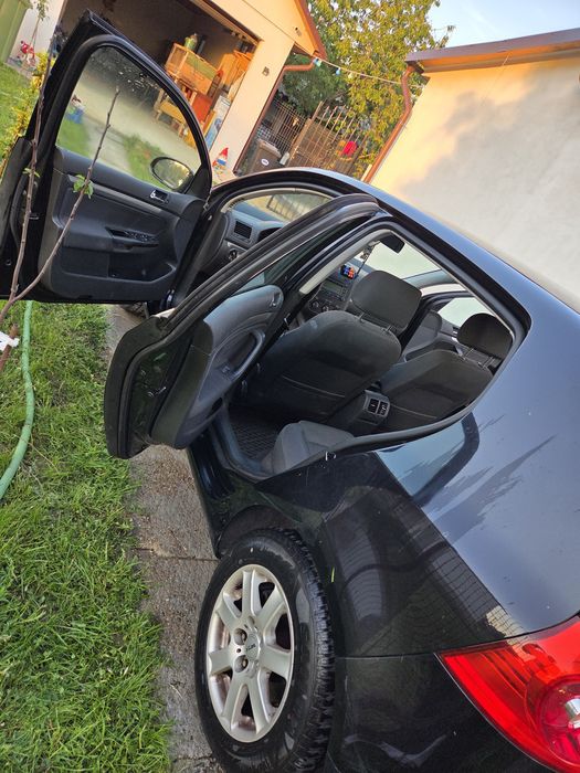 Vand golf 5.   1.9 TDI   90cp