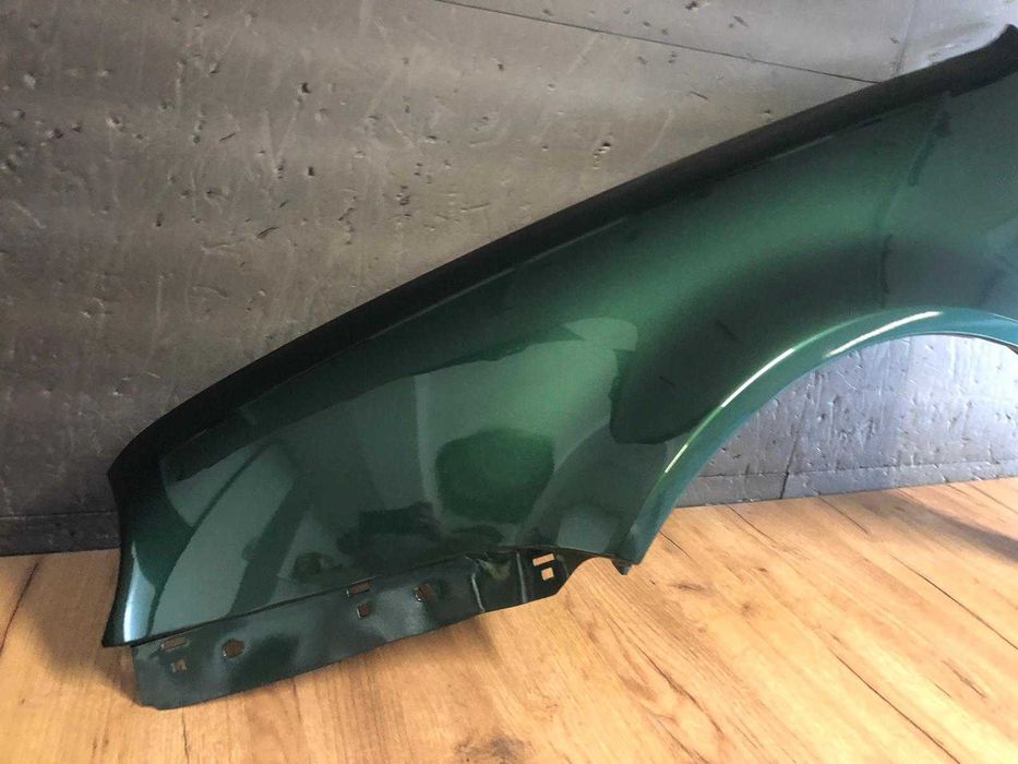 Aripa Fata Stanga VW Golf 4/IV 1998-2004 (LC6M (Verde))