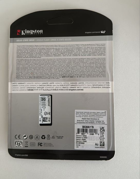 SSD Kingston 1TB новый