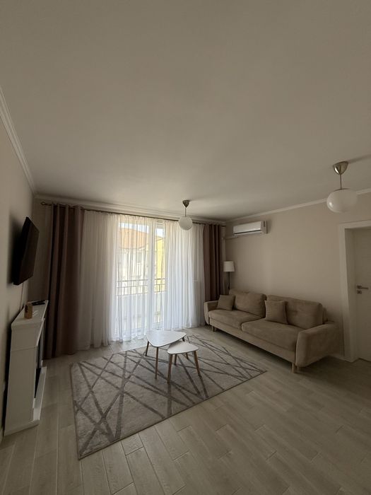 Închiriez apartament Şelimbăr