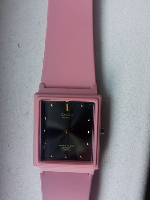 Оригинален дамски часовник