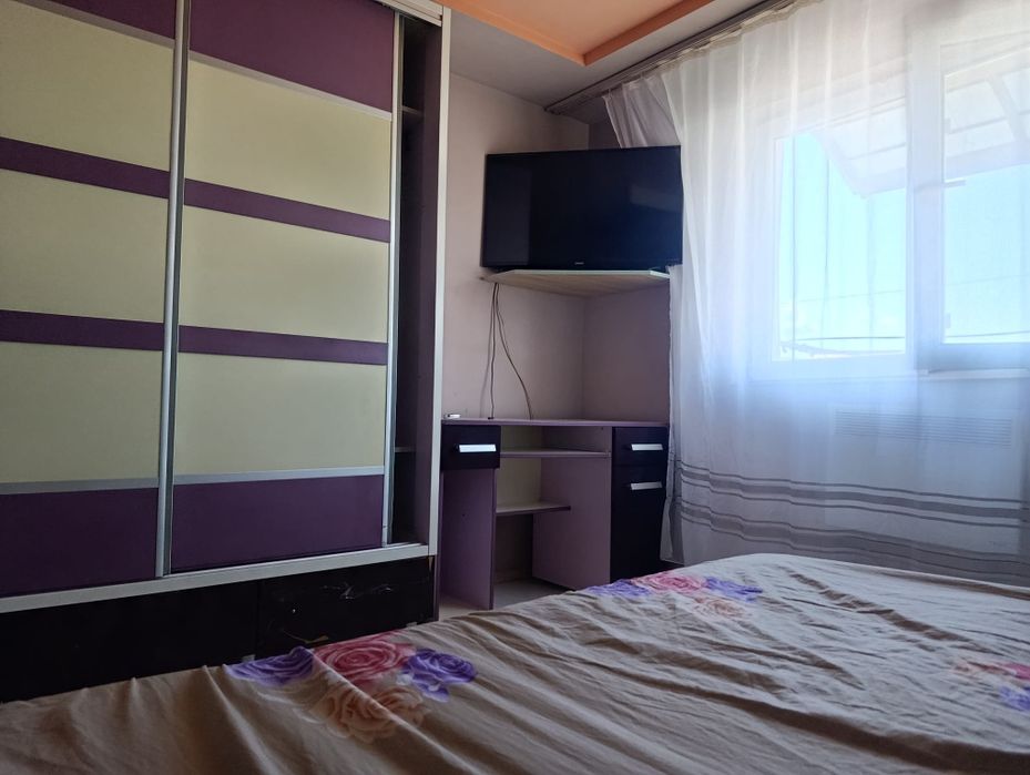 Închiriez garsonieră