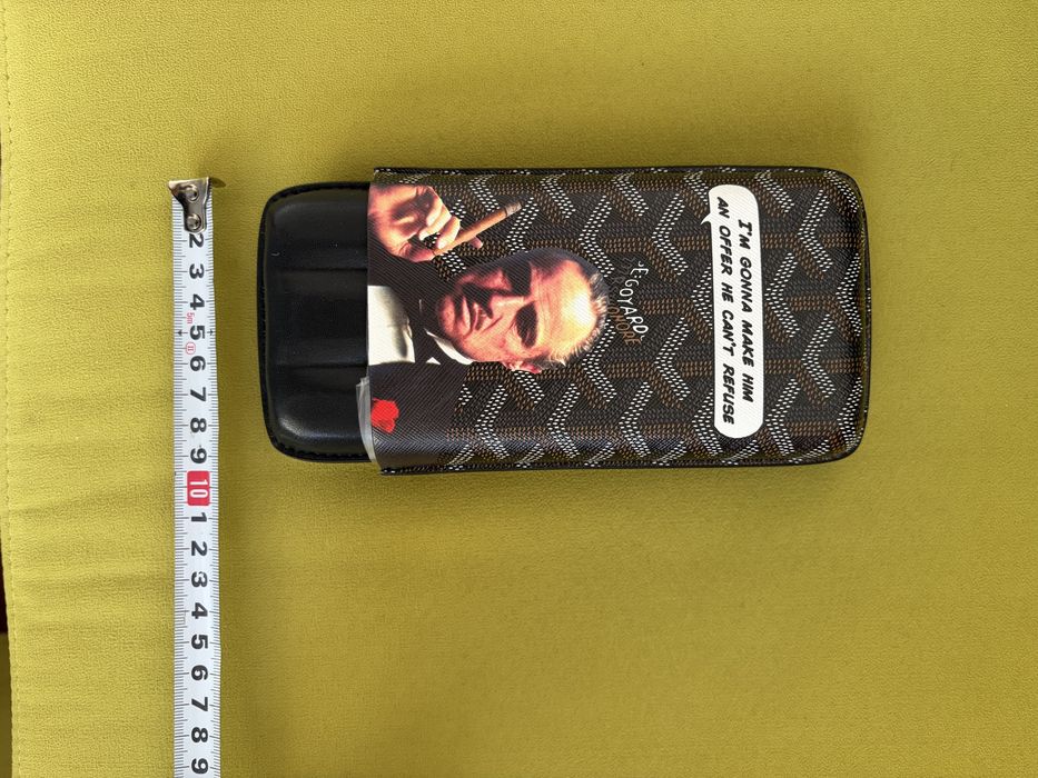 Луксозен Кожен Калъф Goyard за Пури