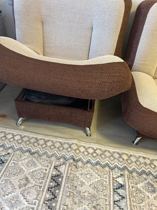 Продается диван книжка