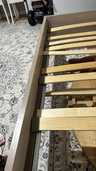 односпальная кровать