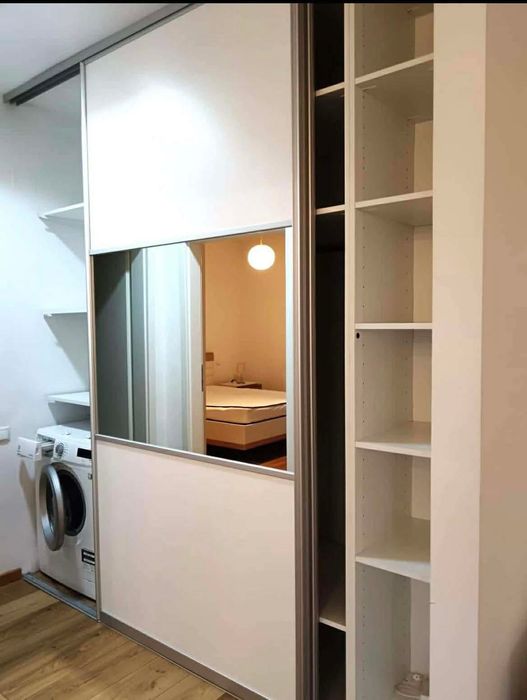 REZERVAT - PF închiriez ap 2 camere luminos, modern în Europa