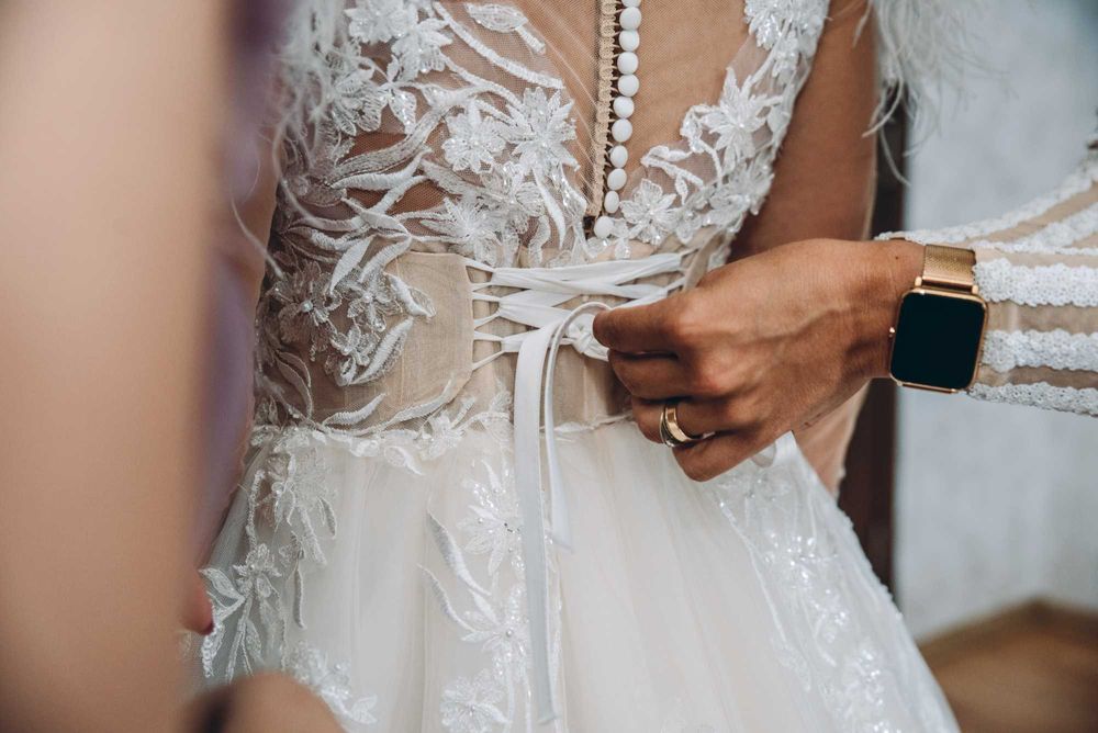 Vând rochie de mireasă și costum de mire!!!