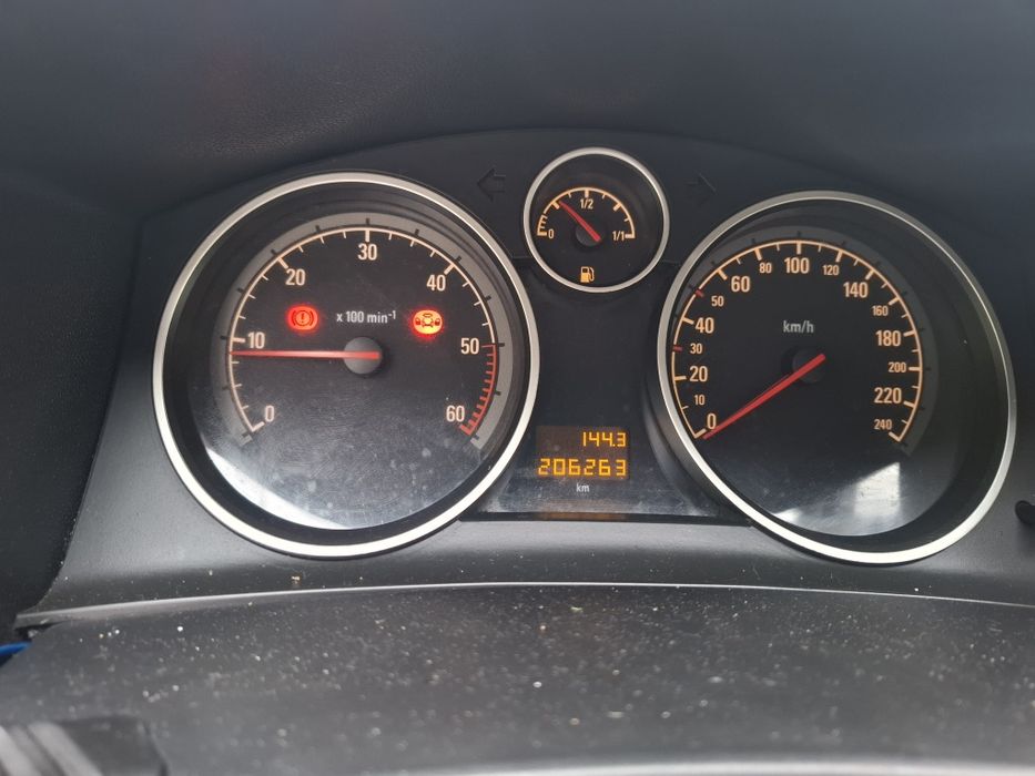 Vând Opel astra h