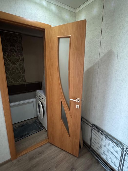 Продам двери б/у