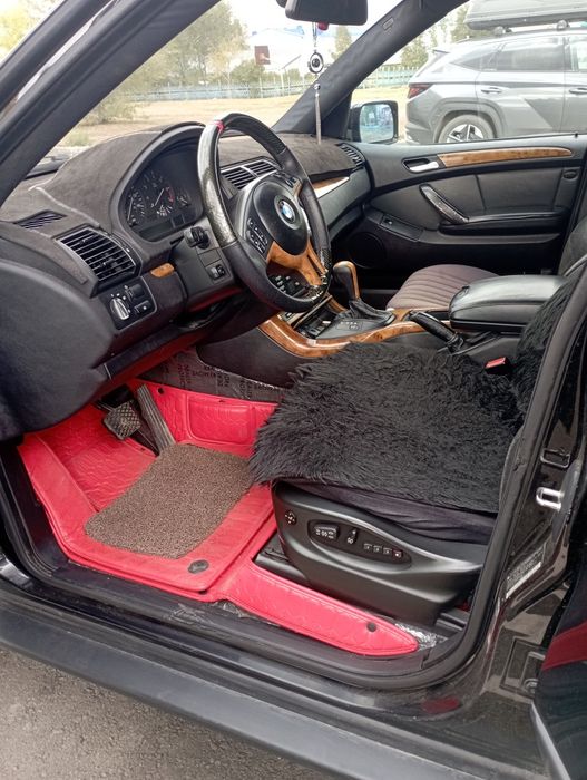 Продам BMW X5 2001